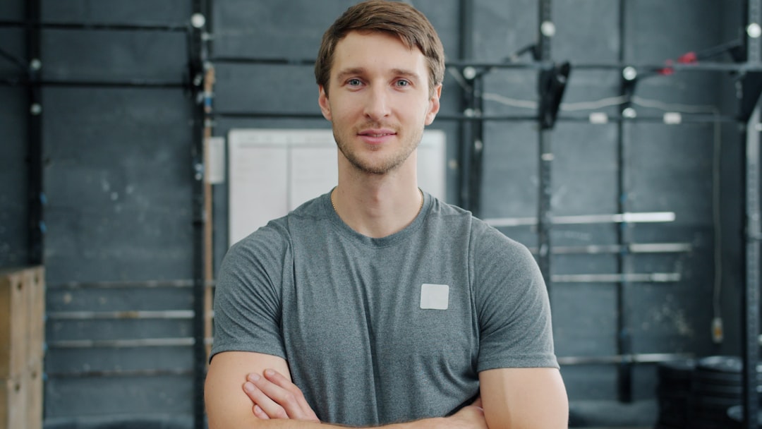 Portrait de Karim Ziani, coach musculation et nutrition chez Forge Paris
