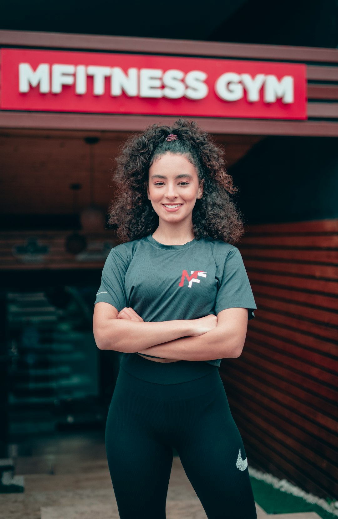 Portrait de Nadia Kourouma, coach force et cross training chez Forge Paris